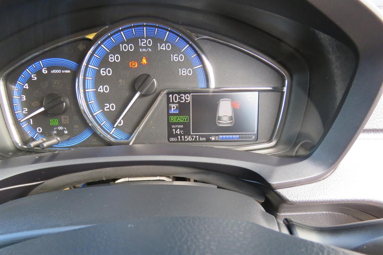 2018 Toyota Corolla thumbnail
