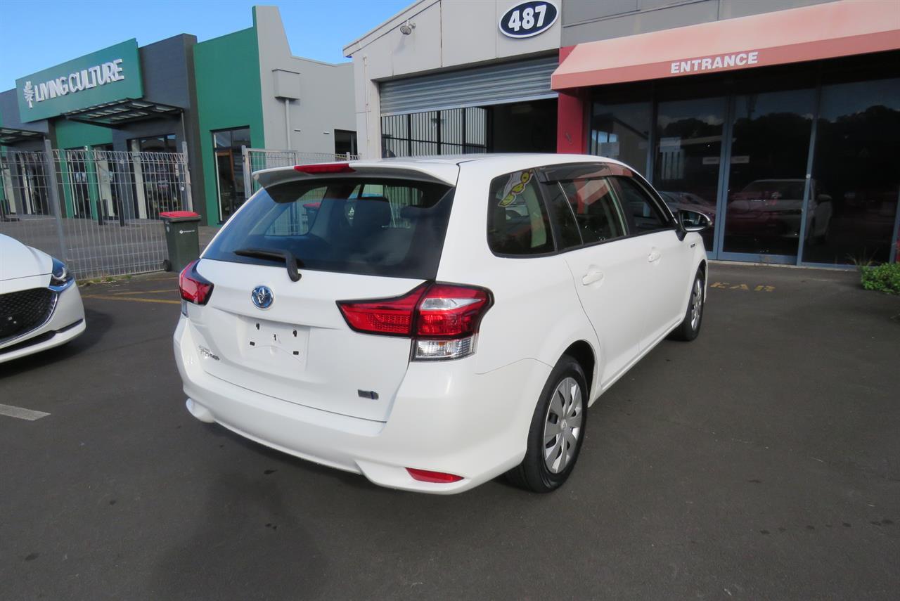 2018 Toyota Corolla thumbnail
