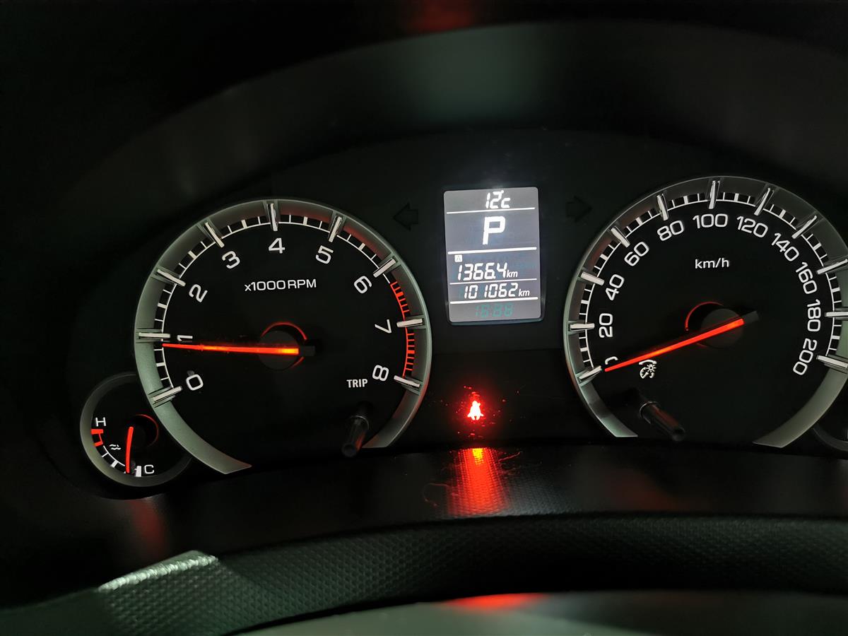 2012 Suzuki Swift thumbnail