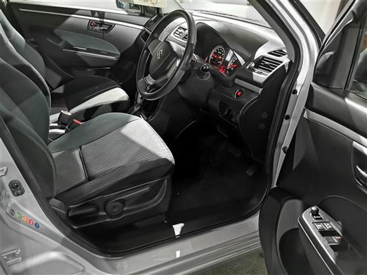 2012 Suzuki Swift thumbnail