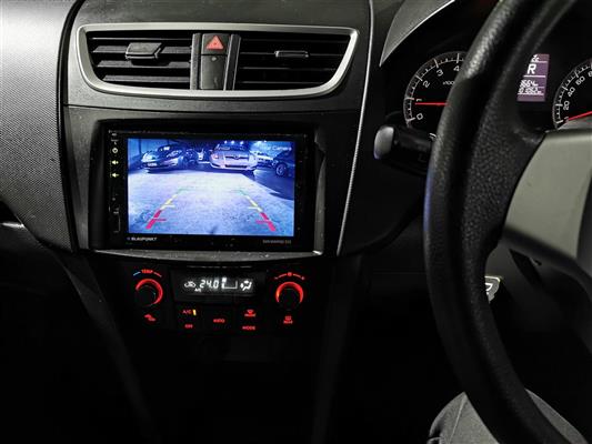 2012 Suzuki Swift thumbnail