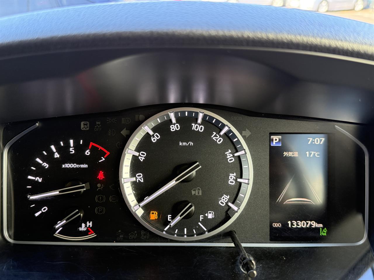 2020 Toyota Hiace thumbnail