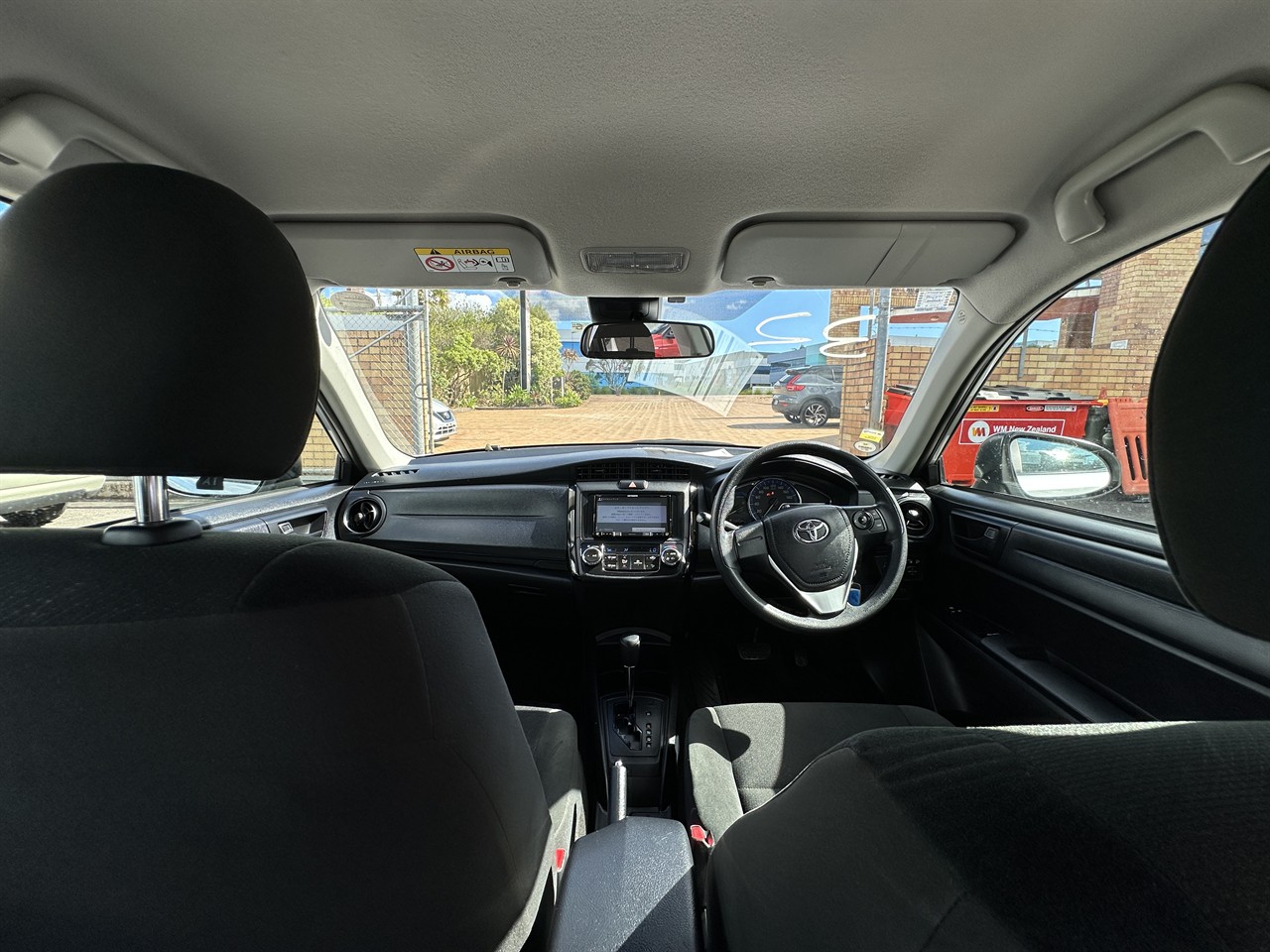 2018 Toyota Corolla thumbnail