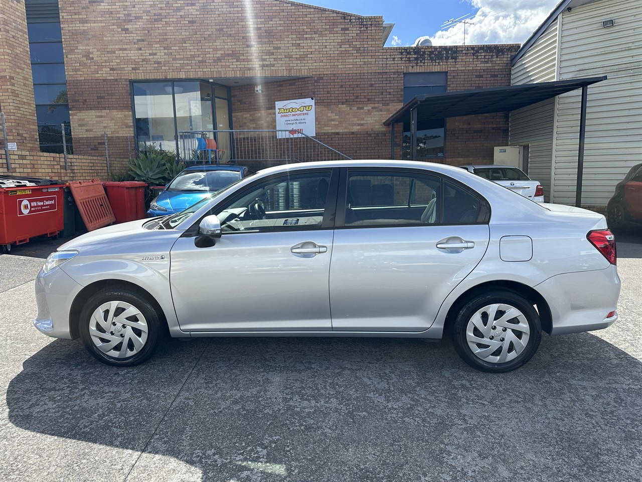 2018 Toyota Corolla thumbnail