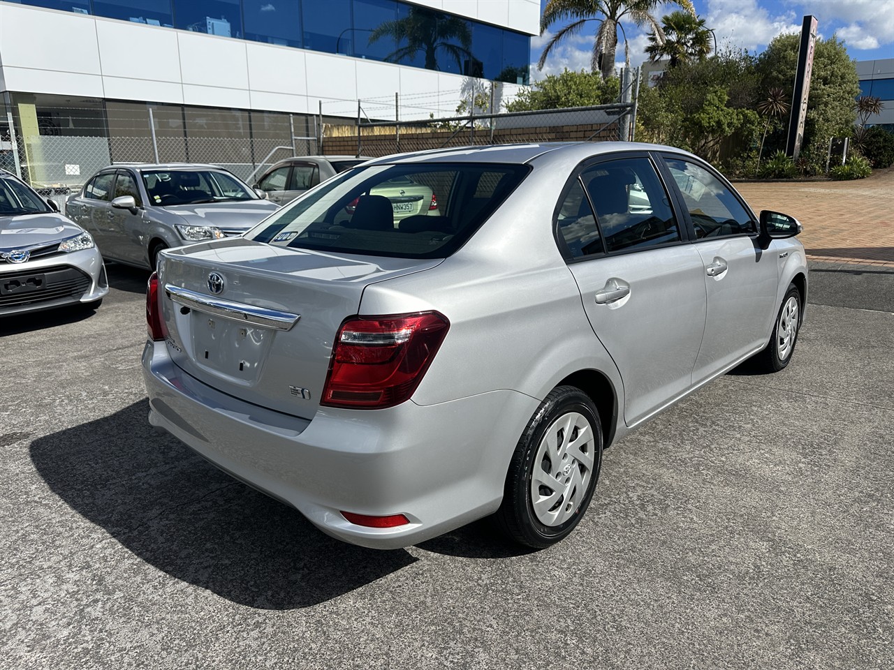 2018 Toyota Corolla thumbnail