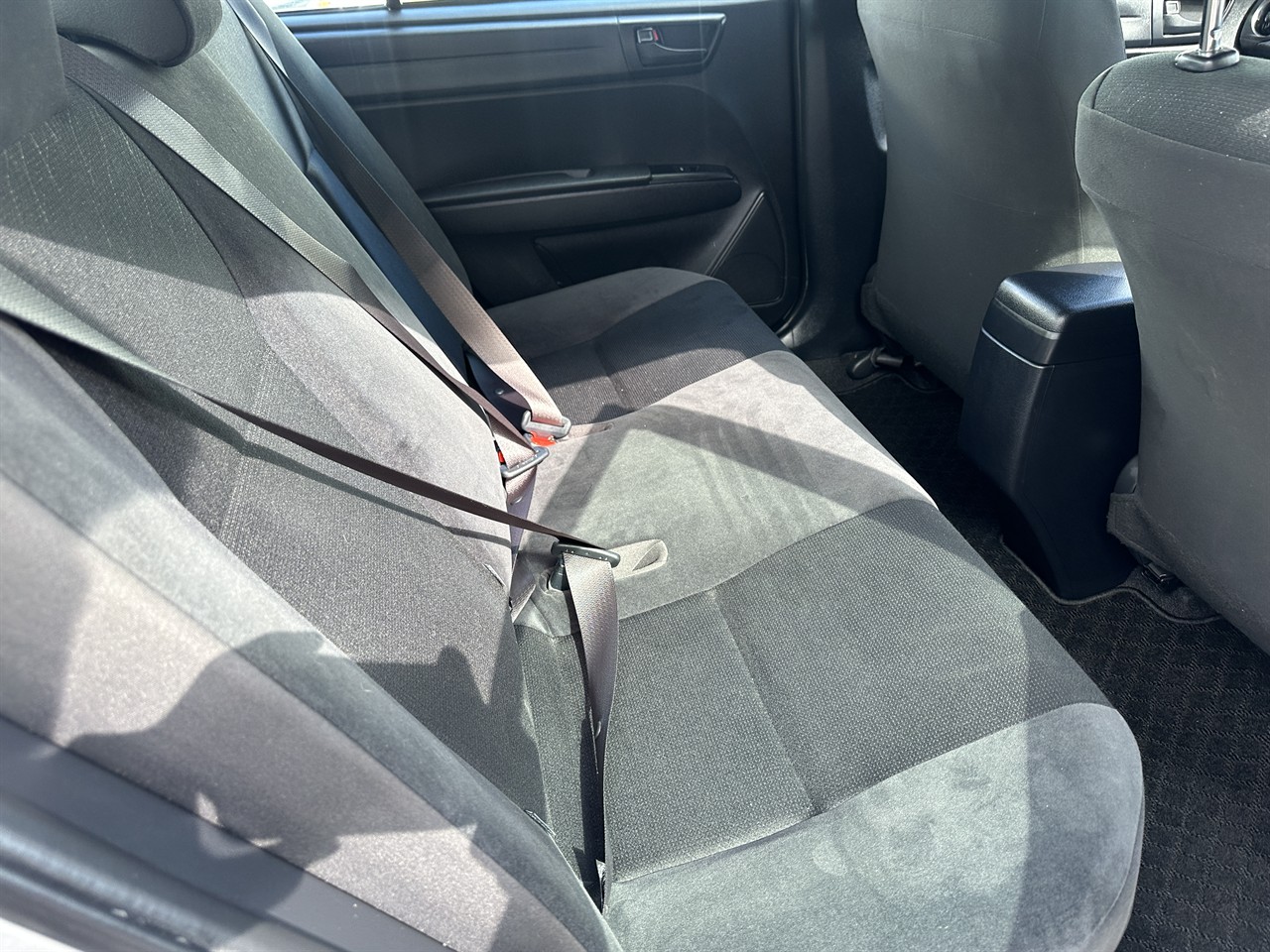 2018 Toyota Corolla thumbnail