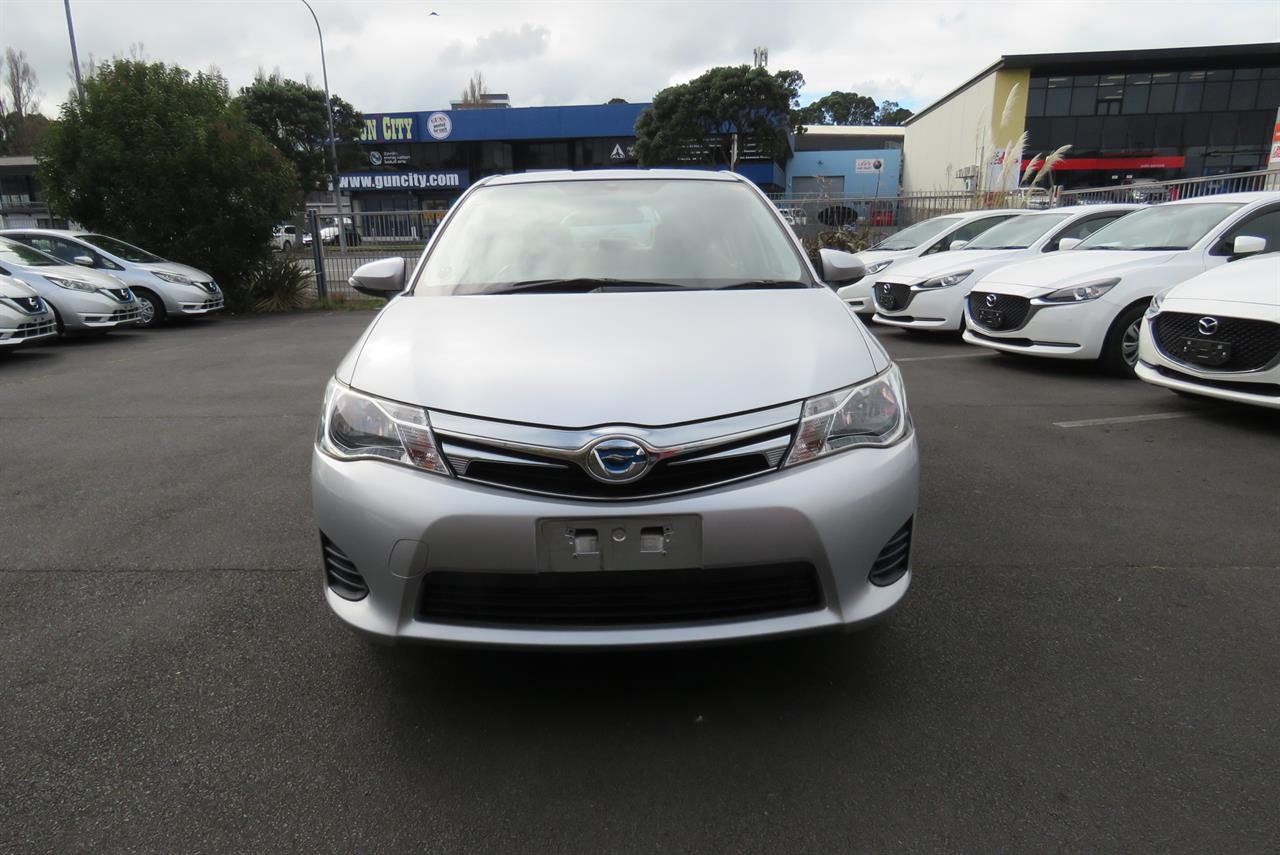 2015 Toyota Corolla thumbnail