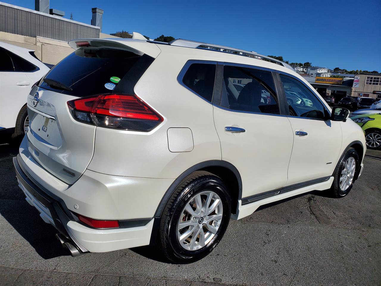 2017 Nissan X-Trail thumbnail