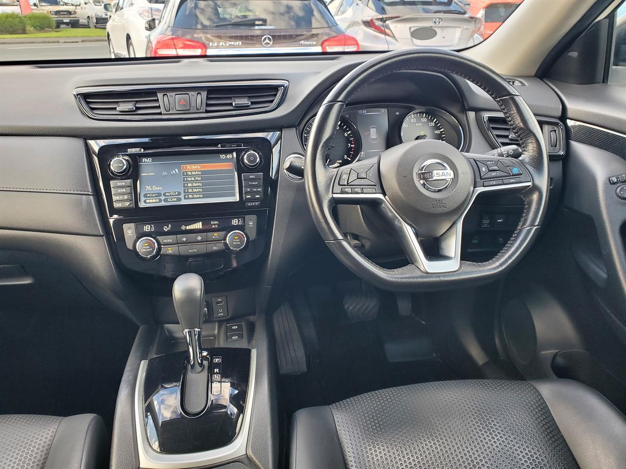 2017 Nissan X-Trail thumbnail