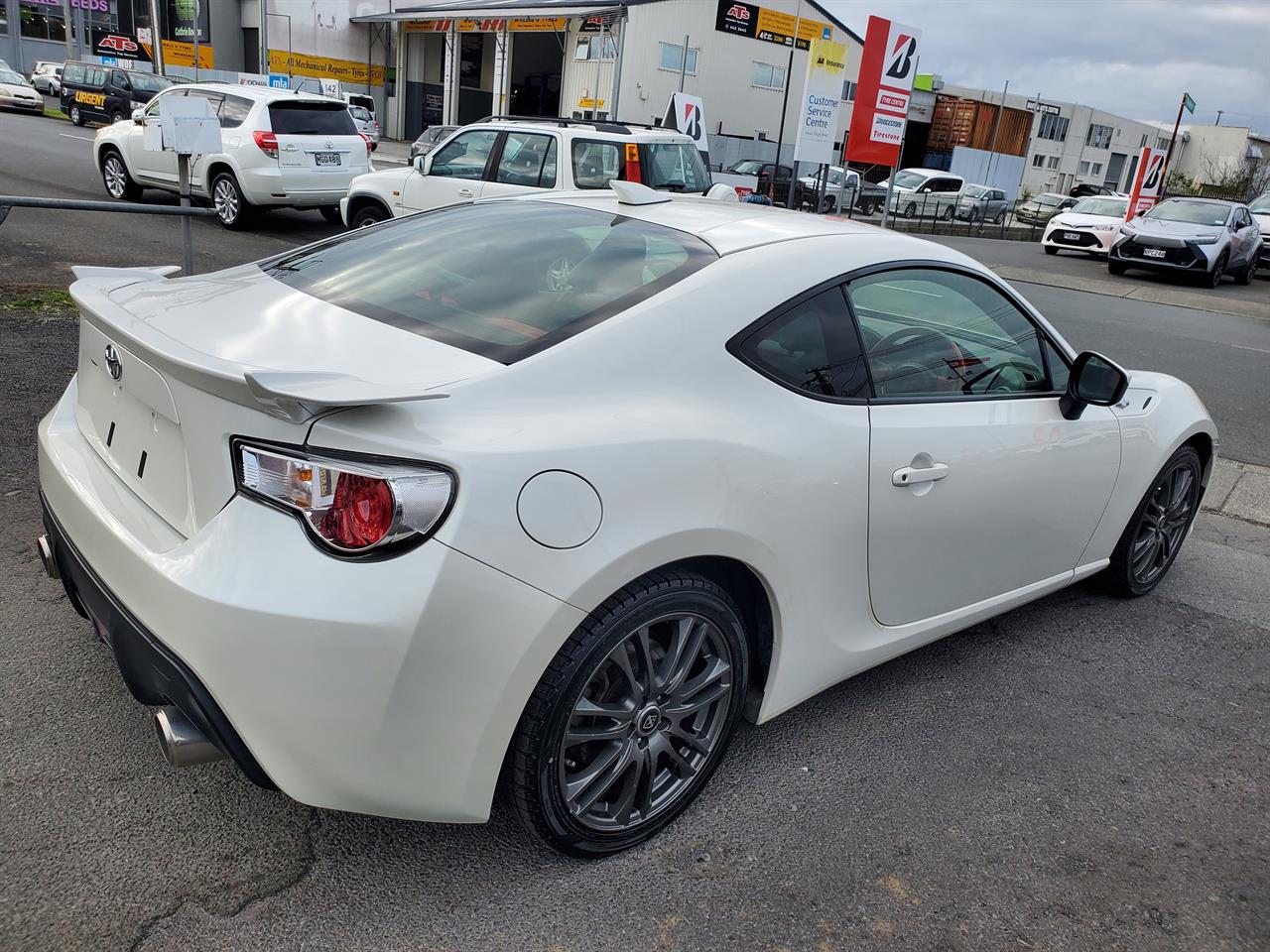 2012 Toyota 86 thumbnail