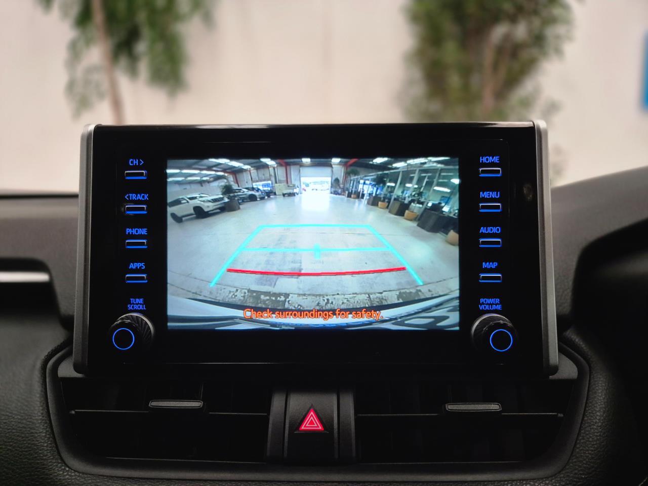 2021 Toyota RAV4 thumbnail