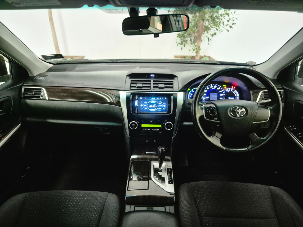 2012 Toyota Camry thumbnail