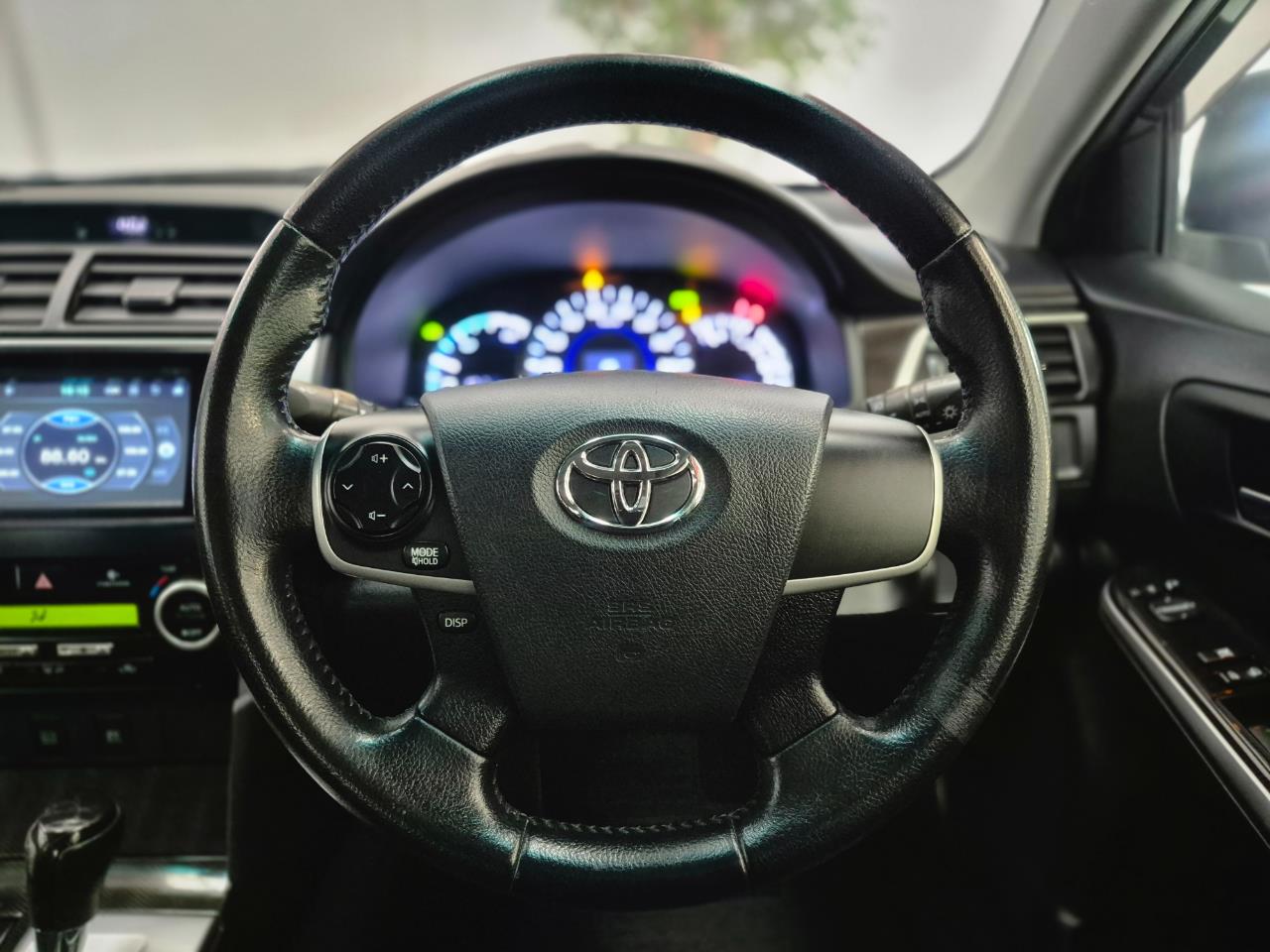 2012 Toyota Camry thumbnail