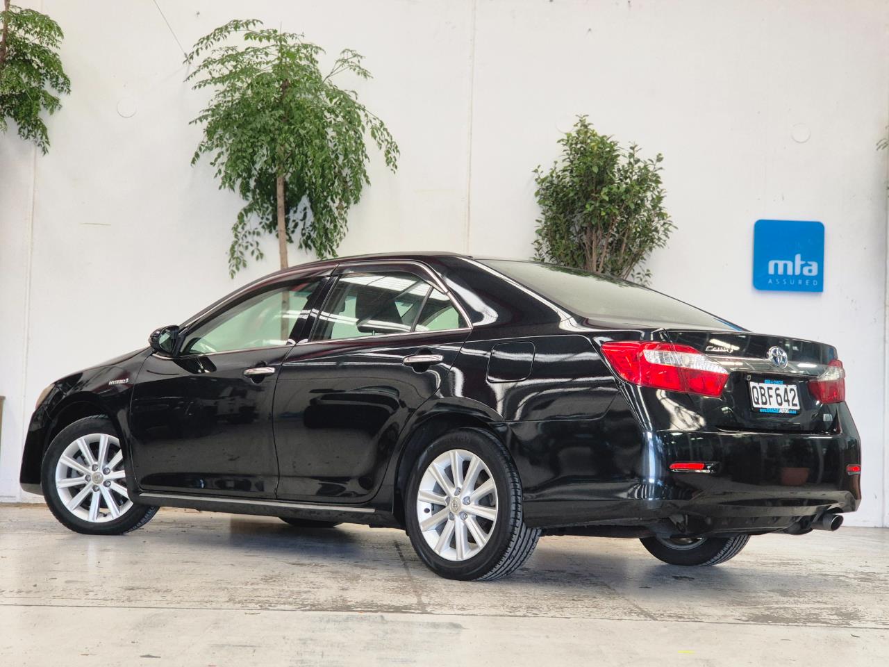 2012 Toyota Camry thumbnail