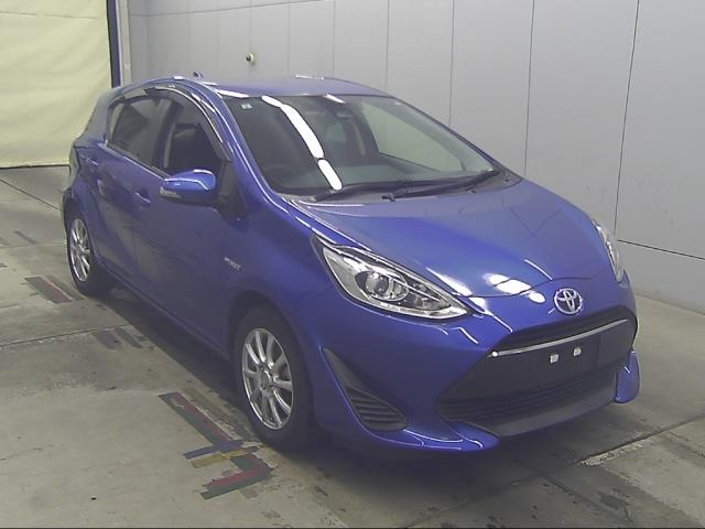 2017 Toyota Aqua thumbnail