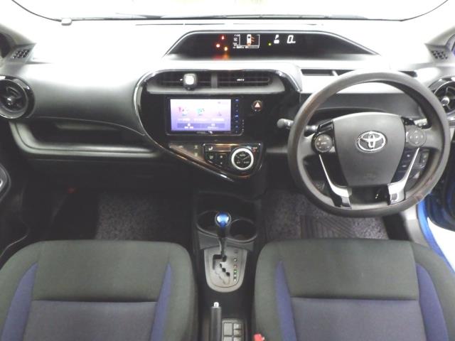 2017 Toyota Aqua thumbnail