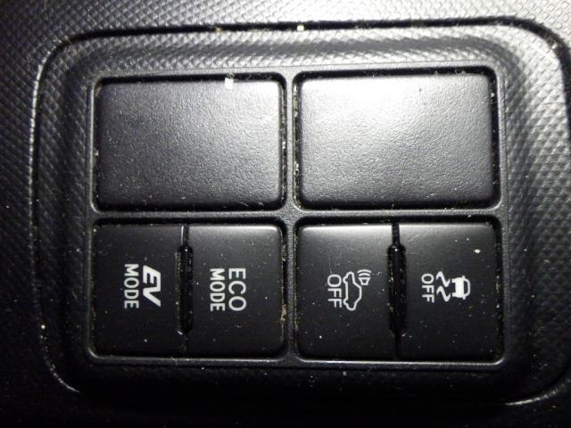 2017 Toyota Aqua thumbnail