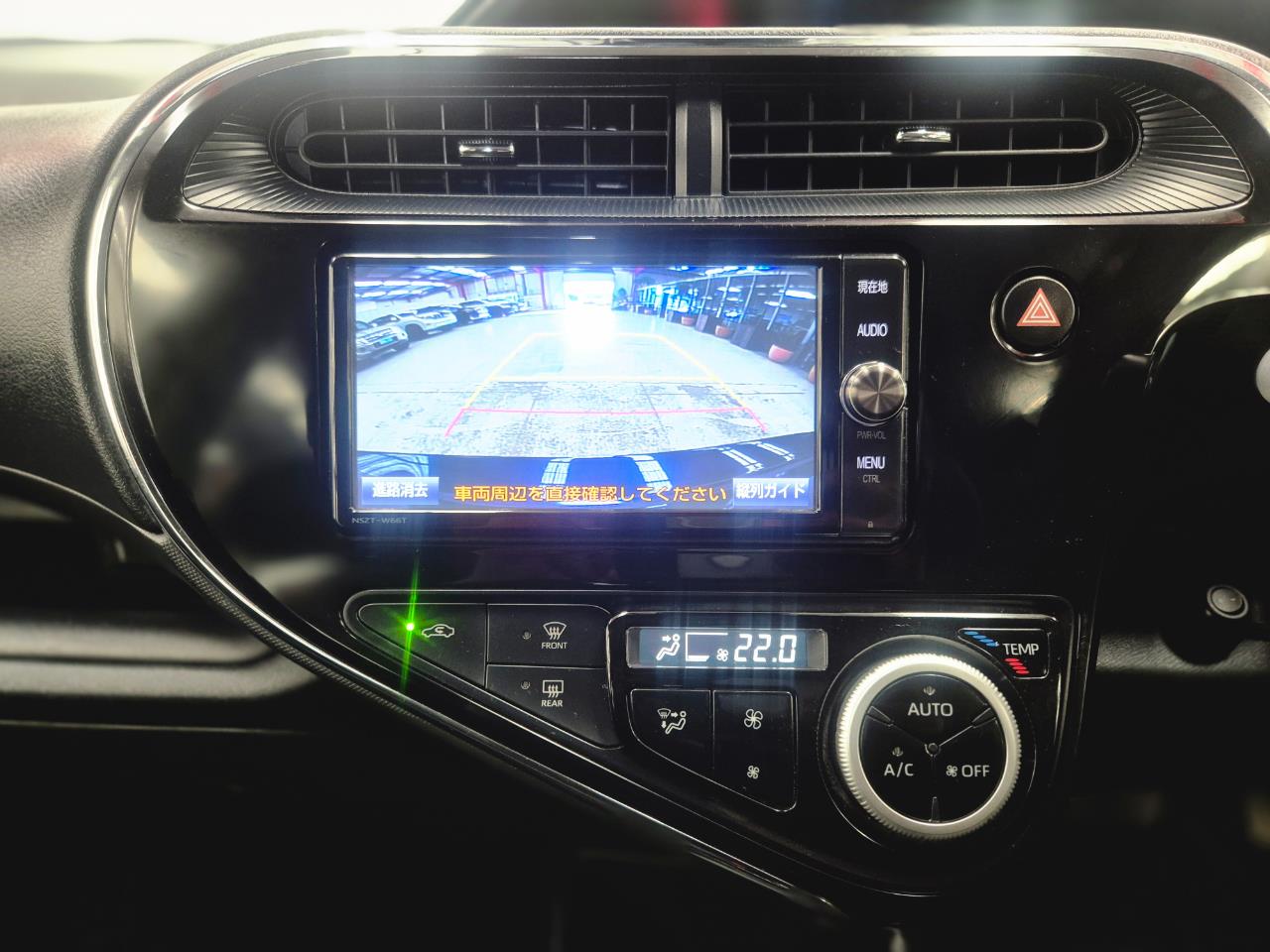 2018 Toyota Aqua thumbnail