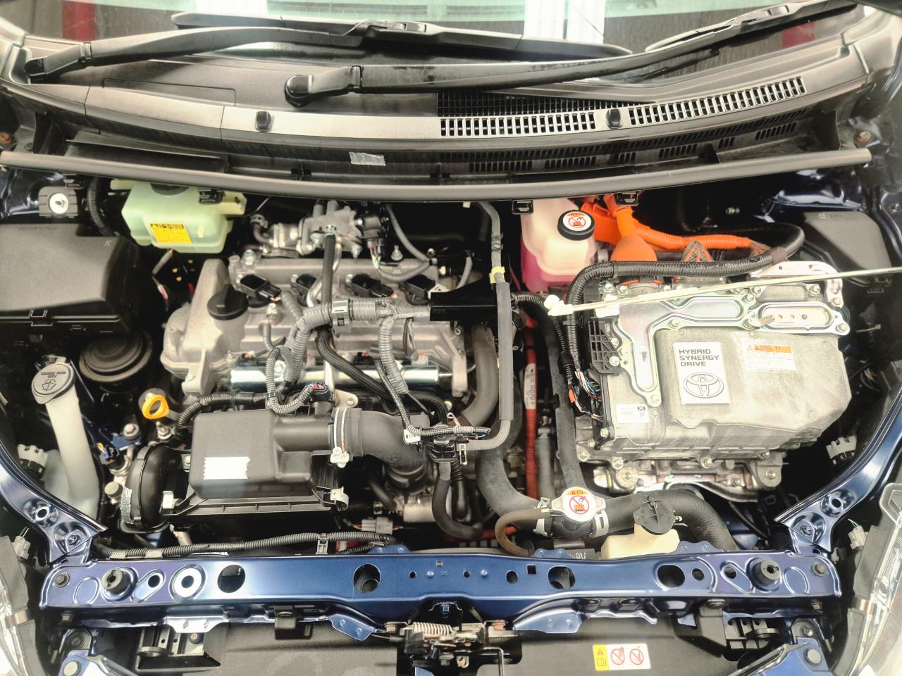 2018 Toyota Aqua thumbnail
