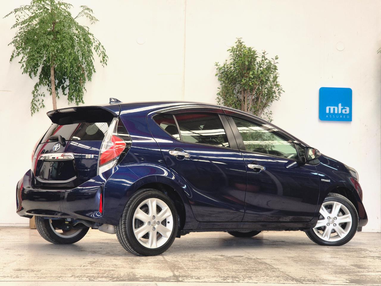 2018 Toyota Aqua thumbnail