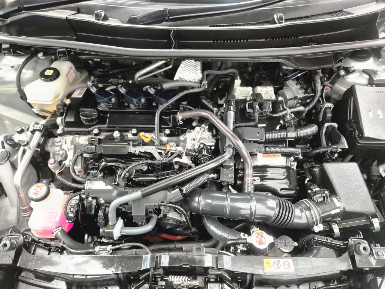 2021 Toyota Yaris thumbnail
