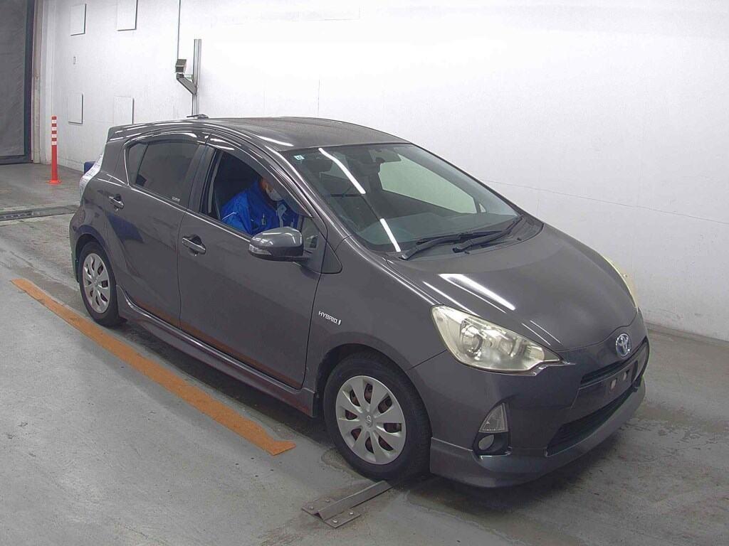 2013 Toyota Aqua