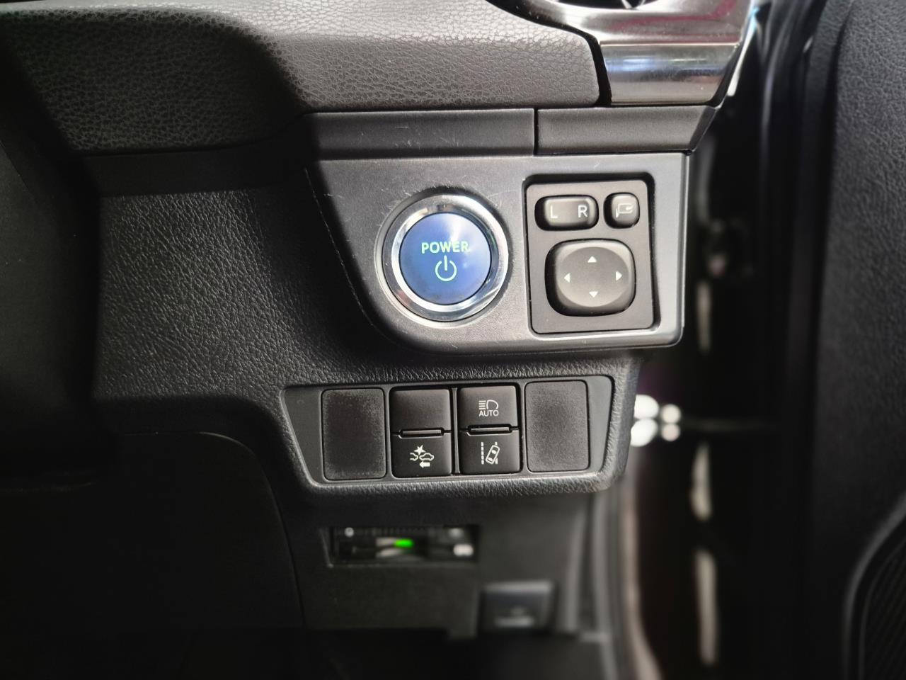 2015 Toyota COROLLA thumbnail