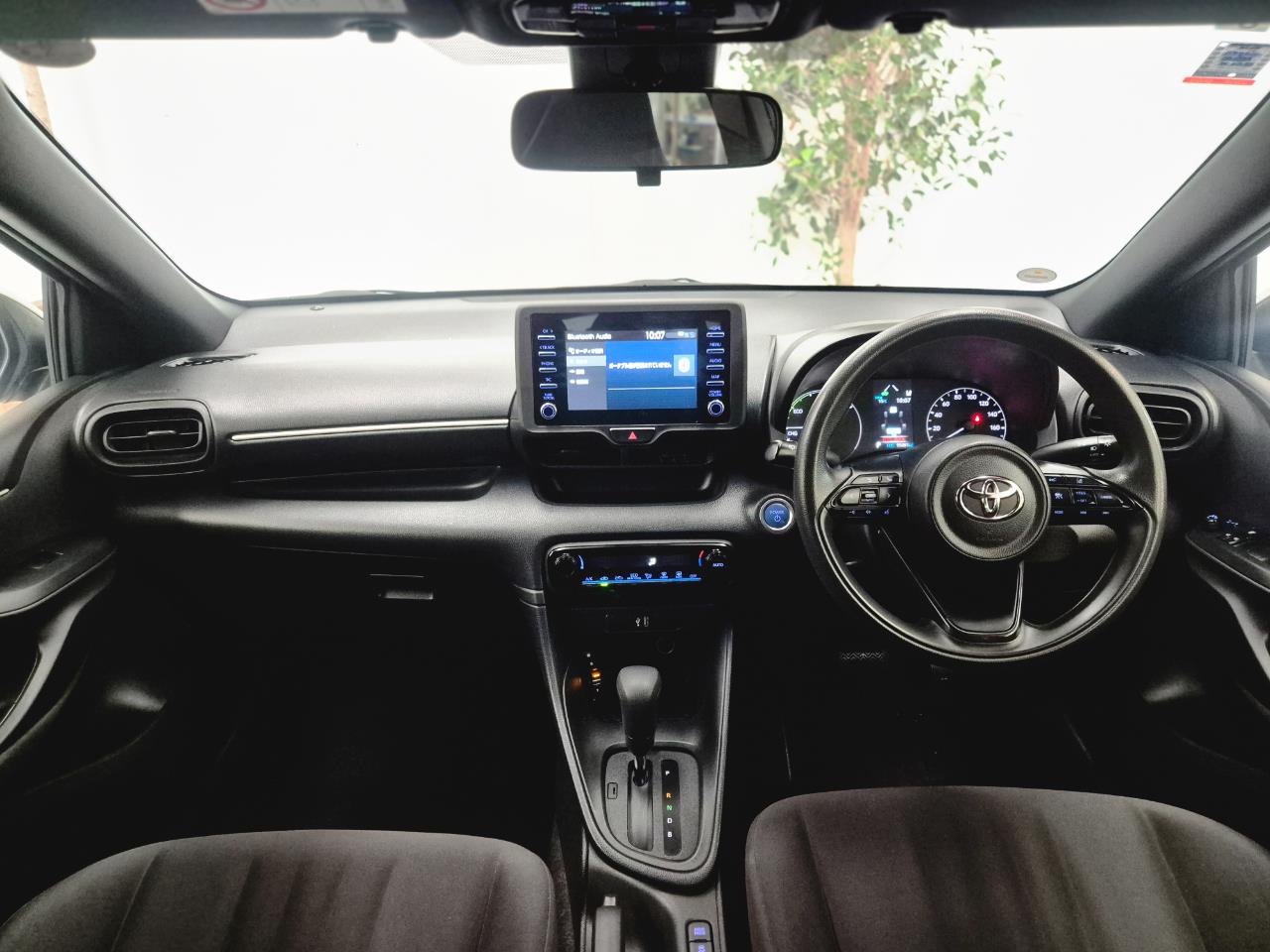 2021 Toyota Yaris thumbnail