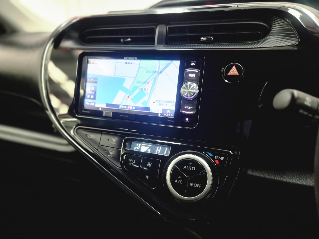 2018 Toyota Aqua thumbnail