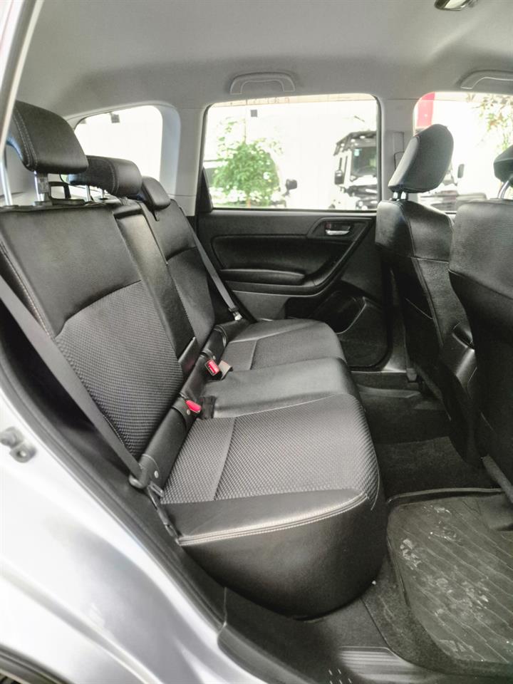 2013 Subaru Forester thumbnail