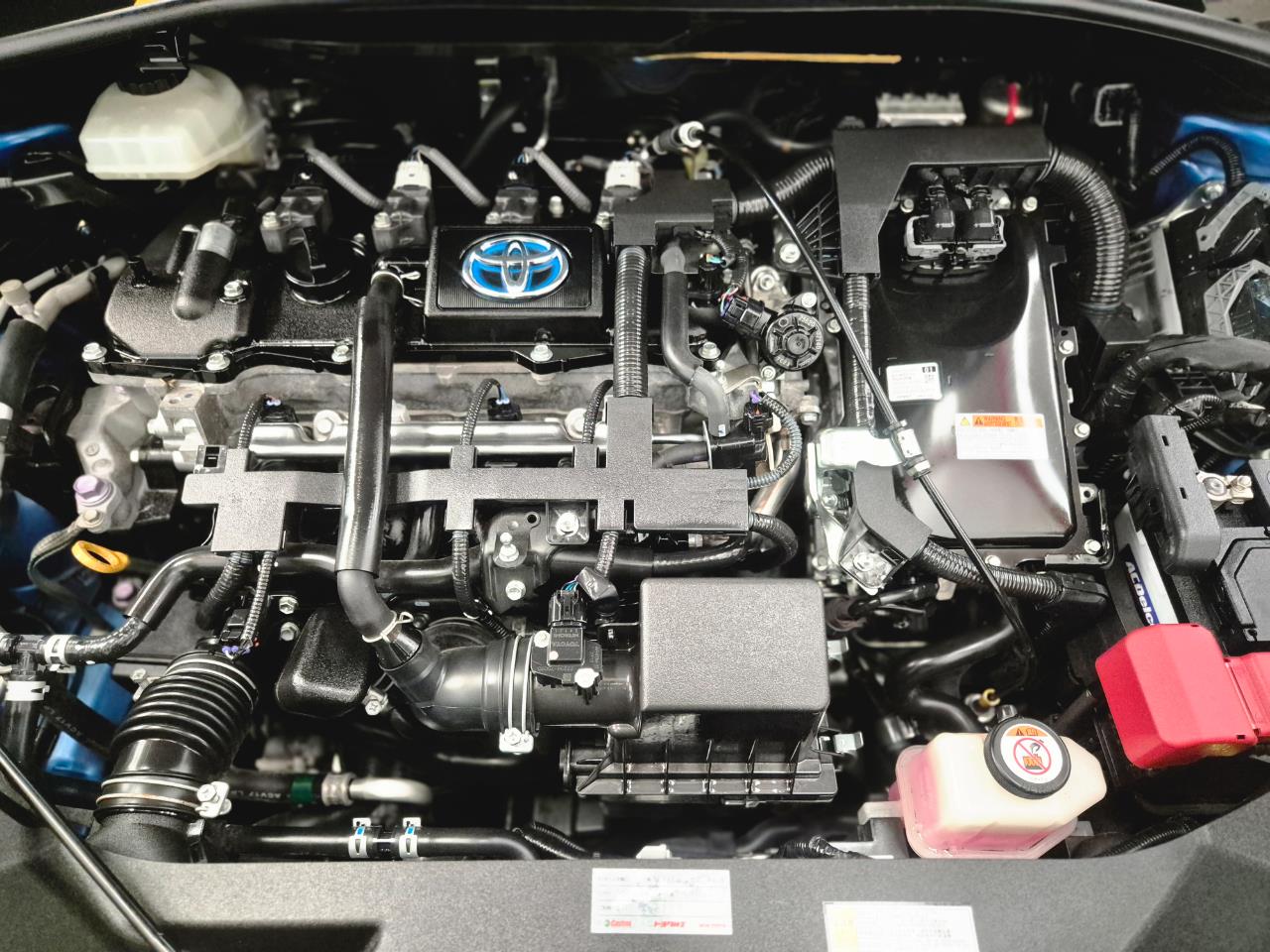 2017 Toyota C-Hr thumbnail