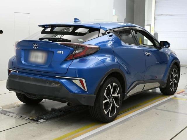 2017 Toyota C-Hr thumbnail