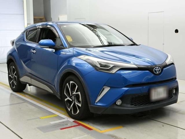 2017 Toyota C-Hr thumbnail