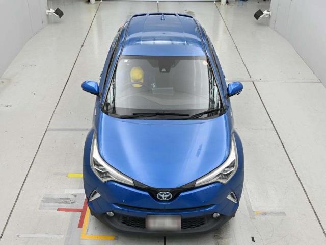 2017 Toyota C-Hr thumbnail