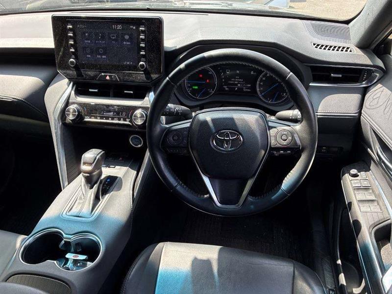 2021 Toyota Harrier thumbnail