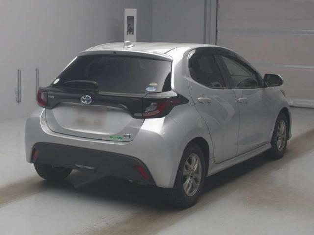 2021 Toyota Yaris thumbnail