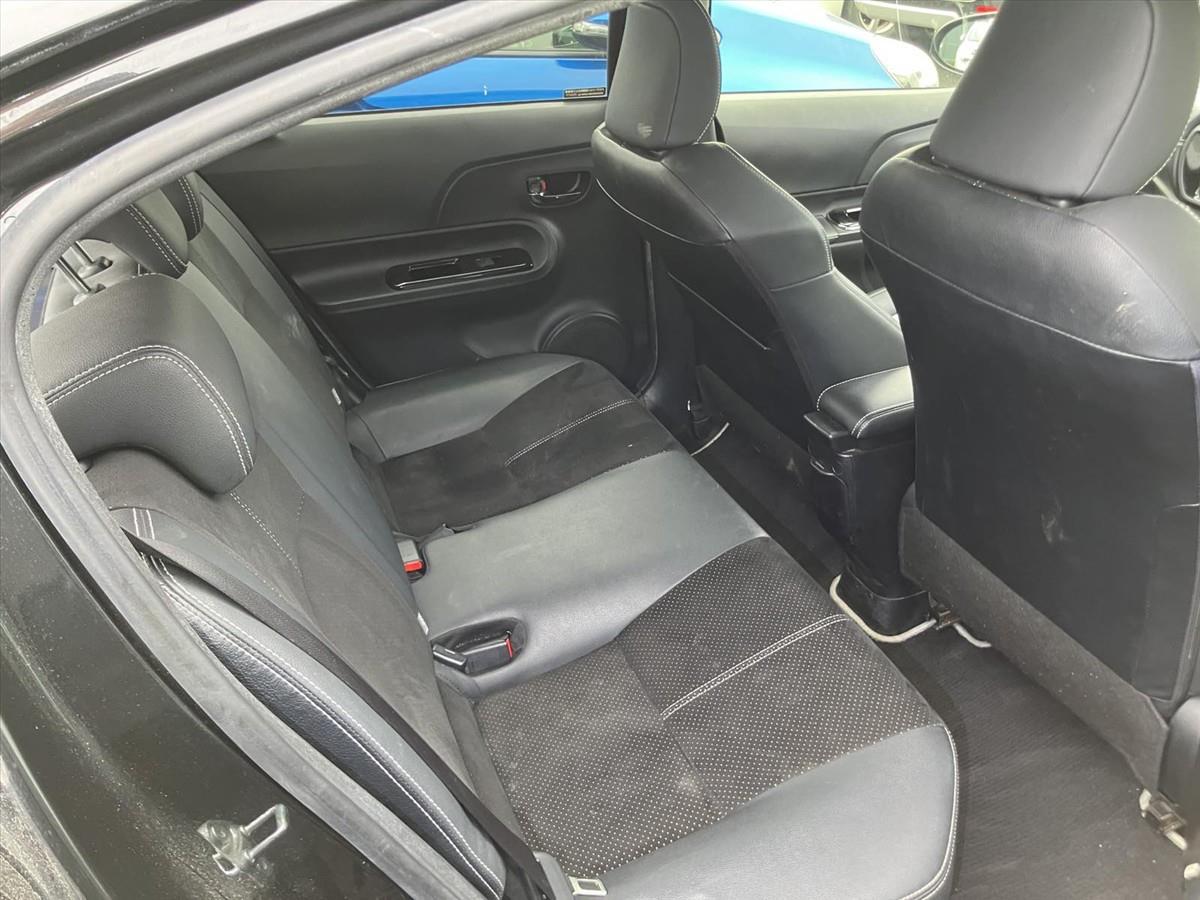 2014 Toyota Aqua thumbnail