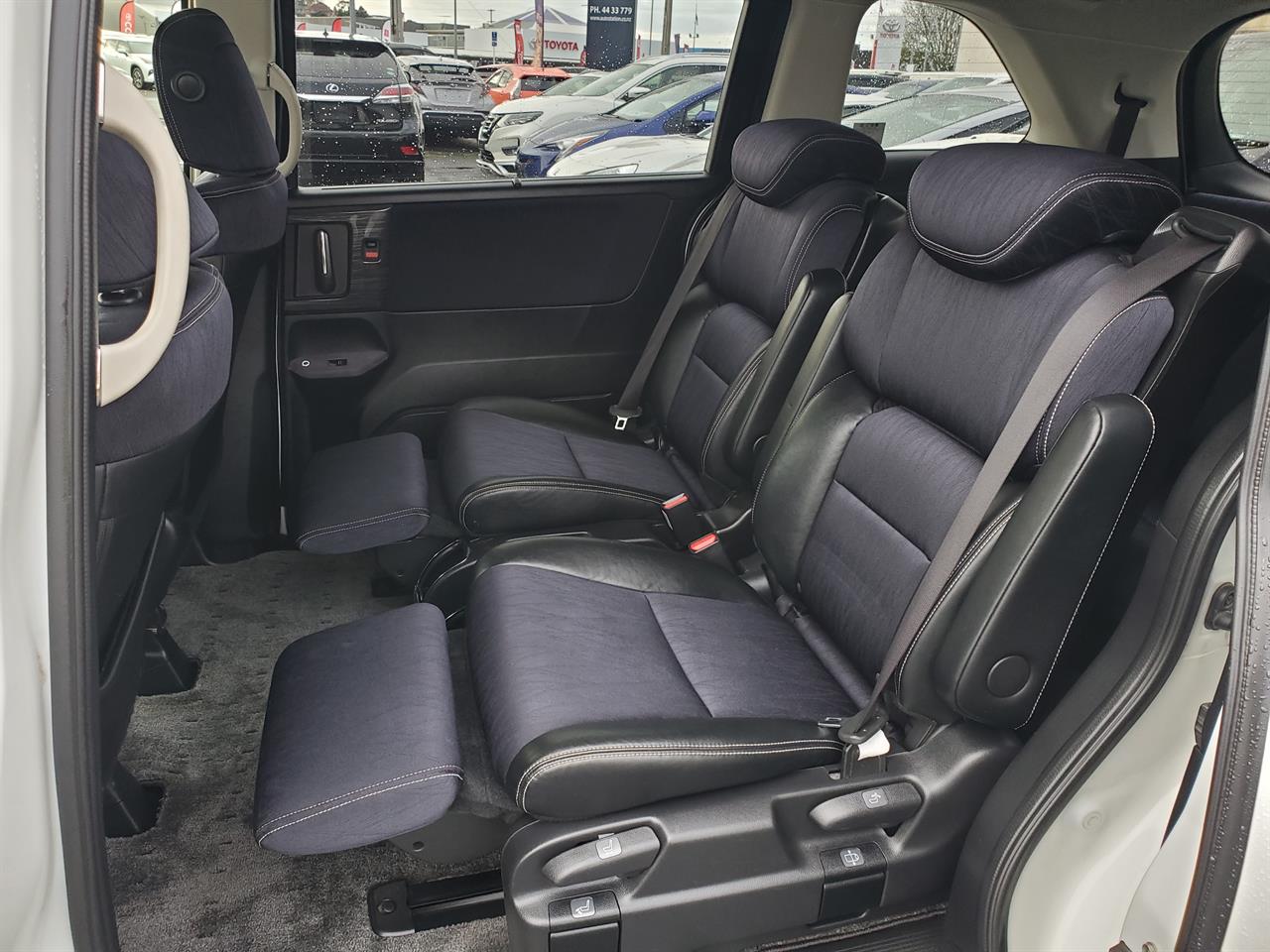 2015 Honda Odyssey thumbnail