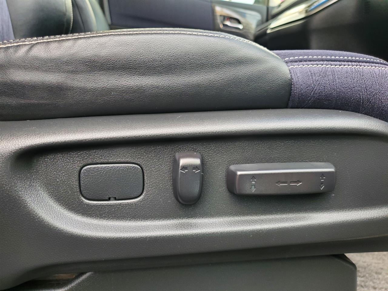 2015 Honda Odyssey thumbnail