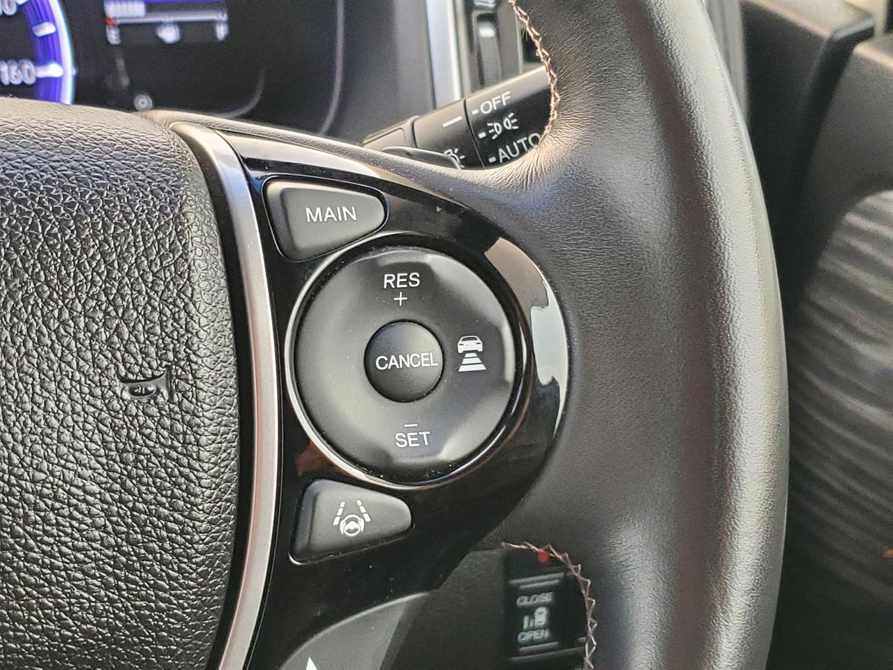 2015 Honda Odyssey thumbnail