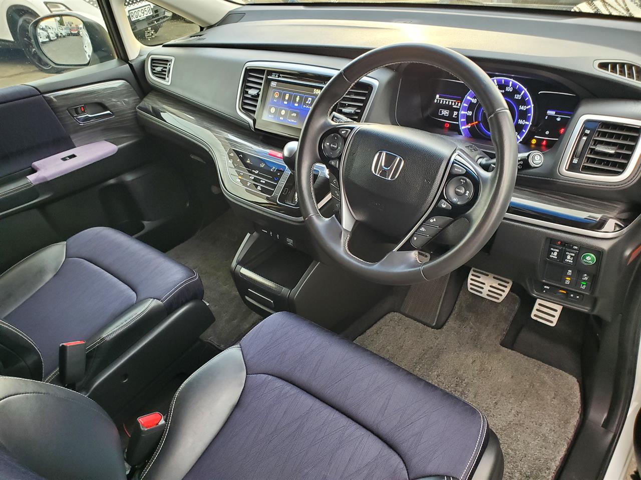 2015 Honda Odyssey thumbnail