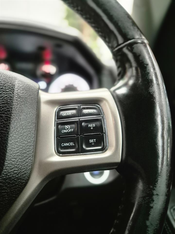 2020 Ram 1500 thumbnail