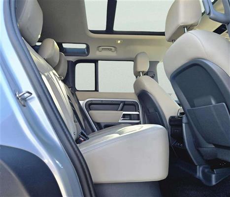 2022 Land Rover Defender thumbnail