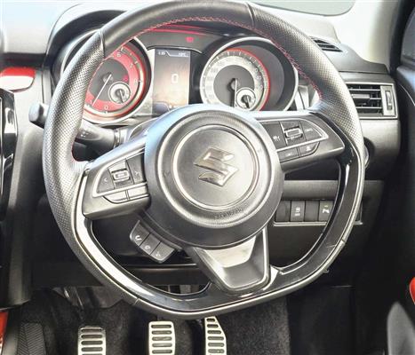 2024 Suzuki Swift thumbnail