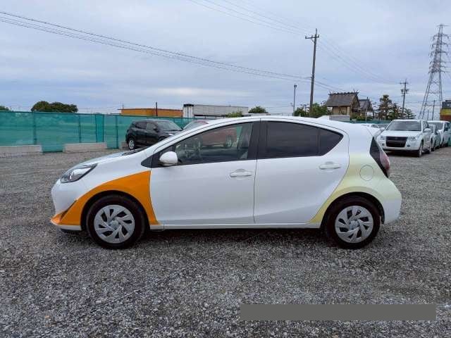2021 Toyota Aqua thumbnail