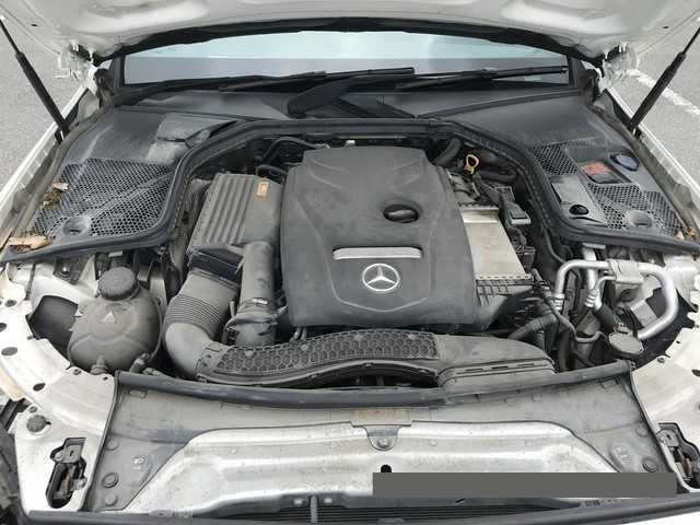 2017 Mercedes-Benz C thumbnail