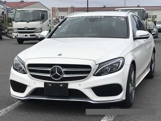 2017 Mercedes-Benz C thumbnail