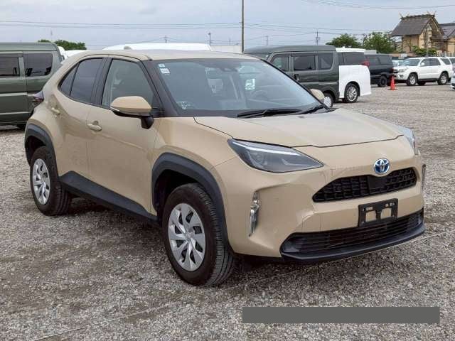 2021 Toyota Yaris thumbnail