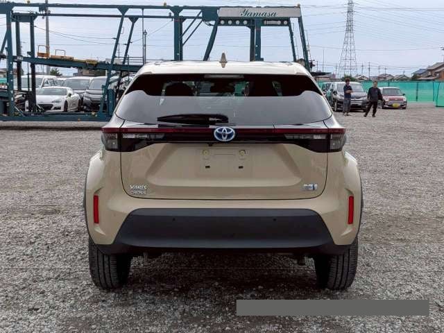 2021 Toyota Yaris thumbnail