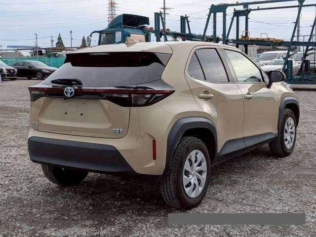 2021 Toyota Yaris thumbnail